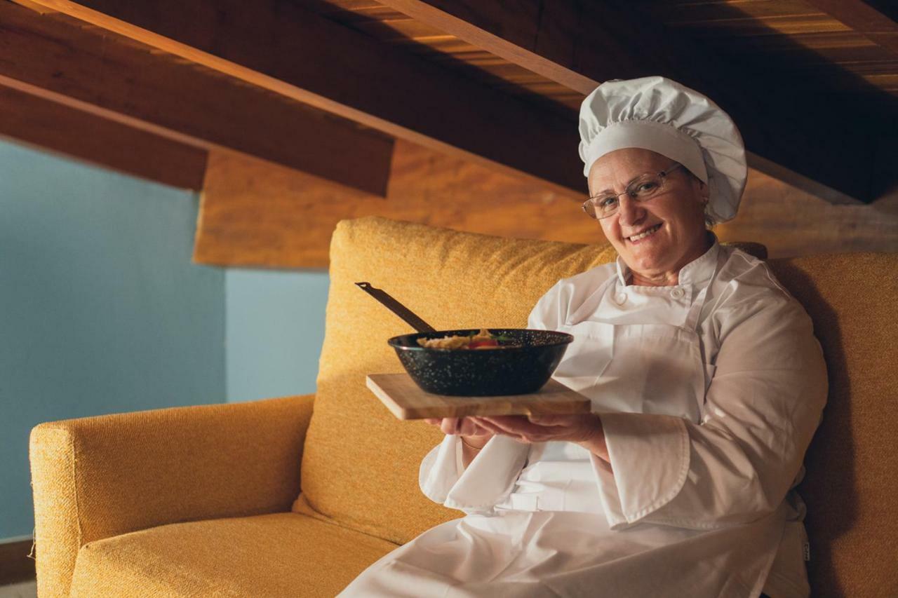 Gran Hotel Rural Cela Belmonte De Miranda エクステリア 写真