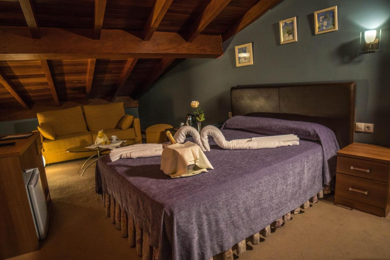 Gran Hotel Rural Cela Belmonte De Miranda エクステリア 写真
