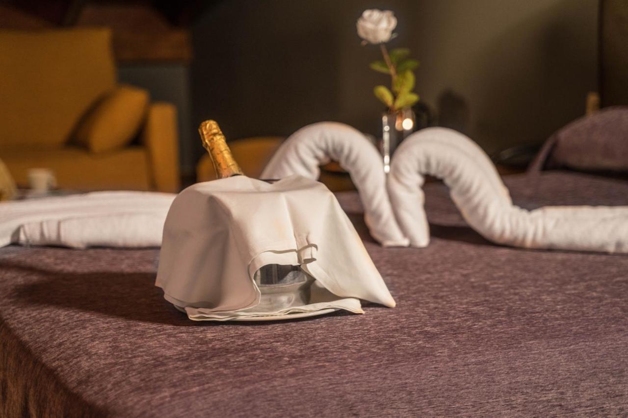 Gran Hotel Rural Cela Belmonte De Miranda エクステリア 写真